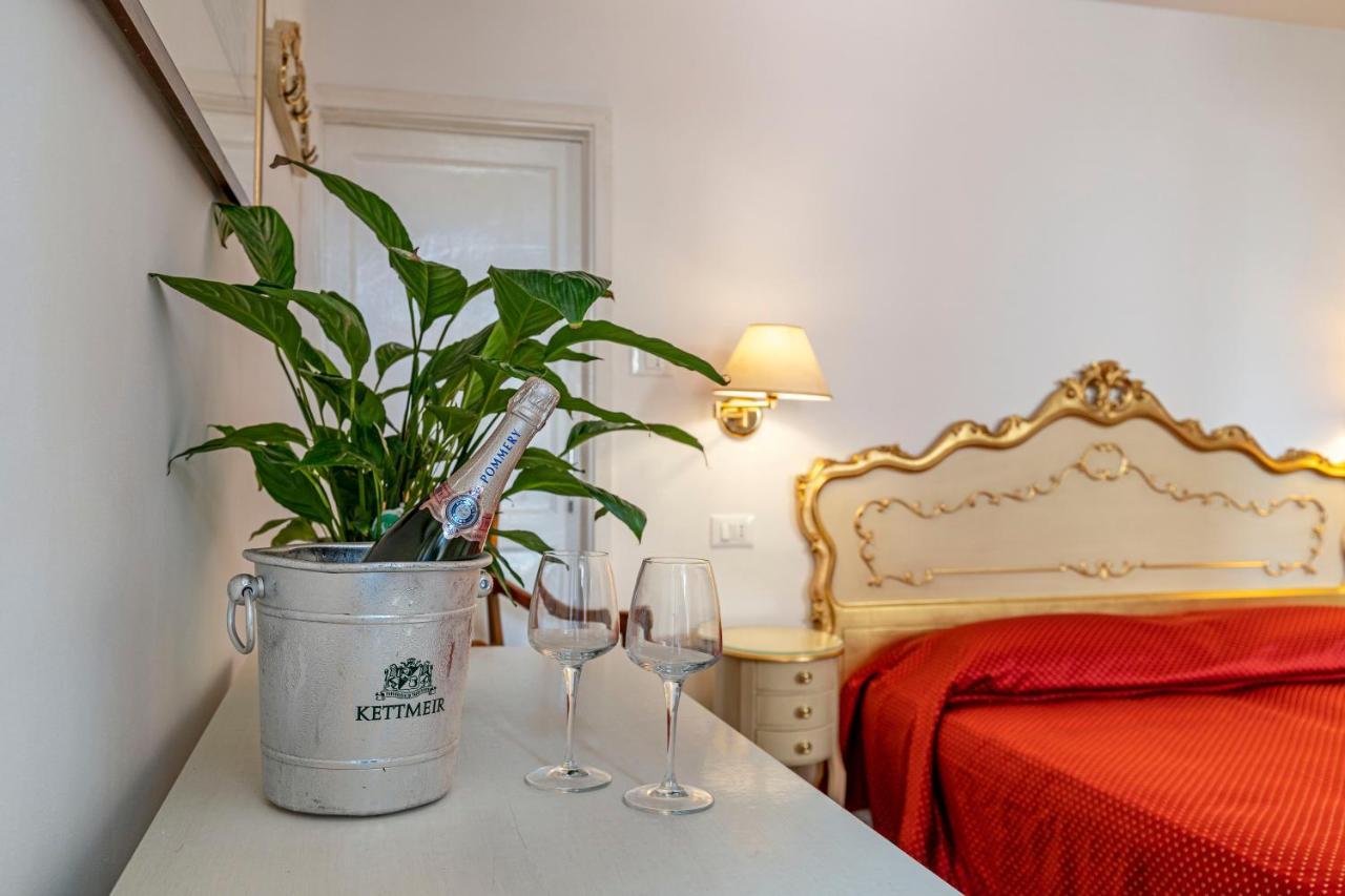 Aparthotel San Luca Flats Venecia Exterior foto
